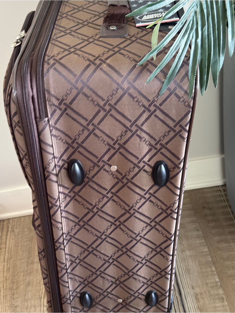 American Flyer Pemberly Buckles Piece Luggage  Classic Brown- Travel - Picture 10 of 12